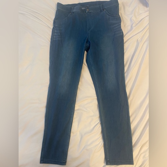 HUE Denim - softest jeggings